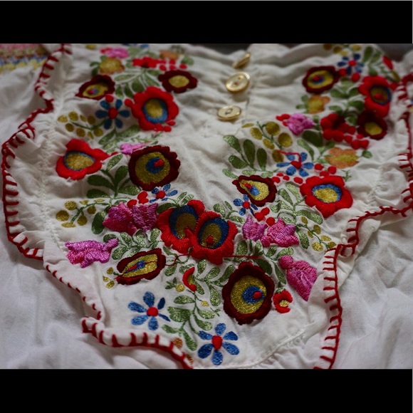 Vintage Dolce and Gababana top. - Picture 3 of 4